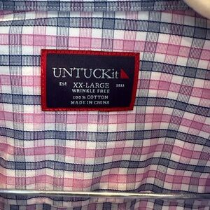 UNTUCKit Pink and Blue Casual Button Down Shirt